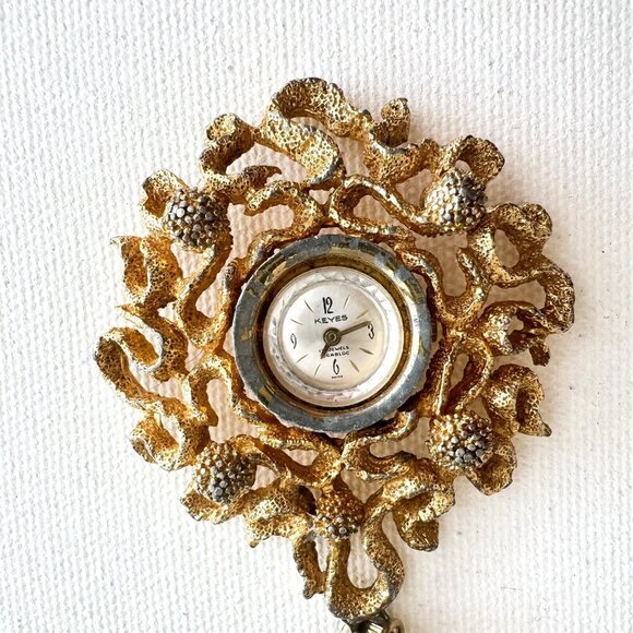 Vintage Keys Gold Tone Chunky Chain Necklace Watch 17 Jewel Swiss Wind up. AS IS - Picture 6 of 8
